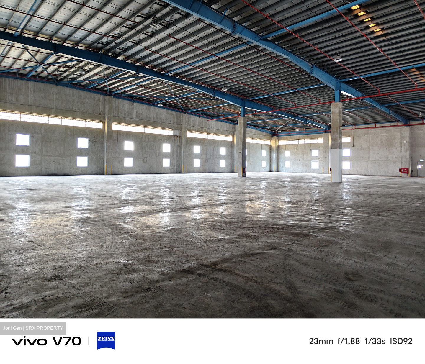 Changi Districentre (D16), Warehouse #566302861